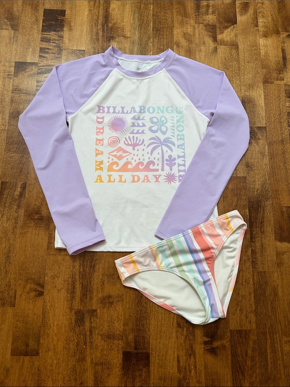 Billabong Girls Rashguard Set - Picture 2 of 5
